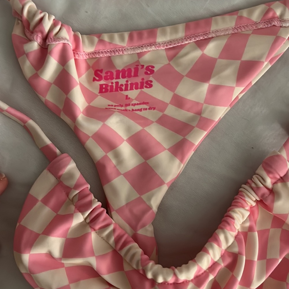 Bikini set - Picture 2 of 3